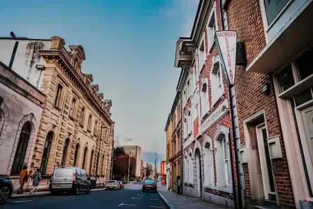 London Southend Airport To Southampton | Instant Taxi Quote